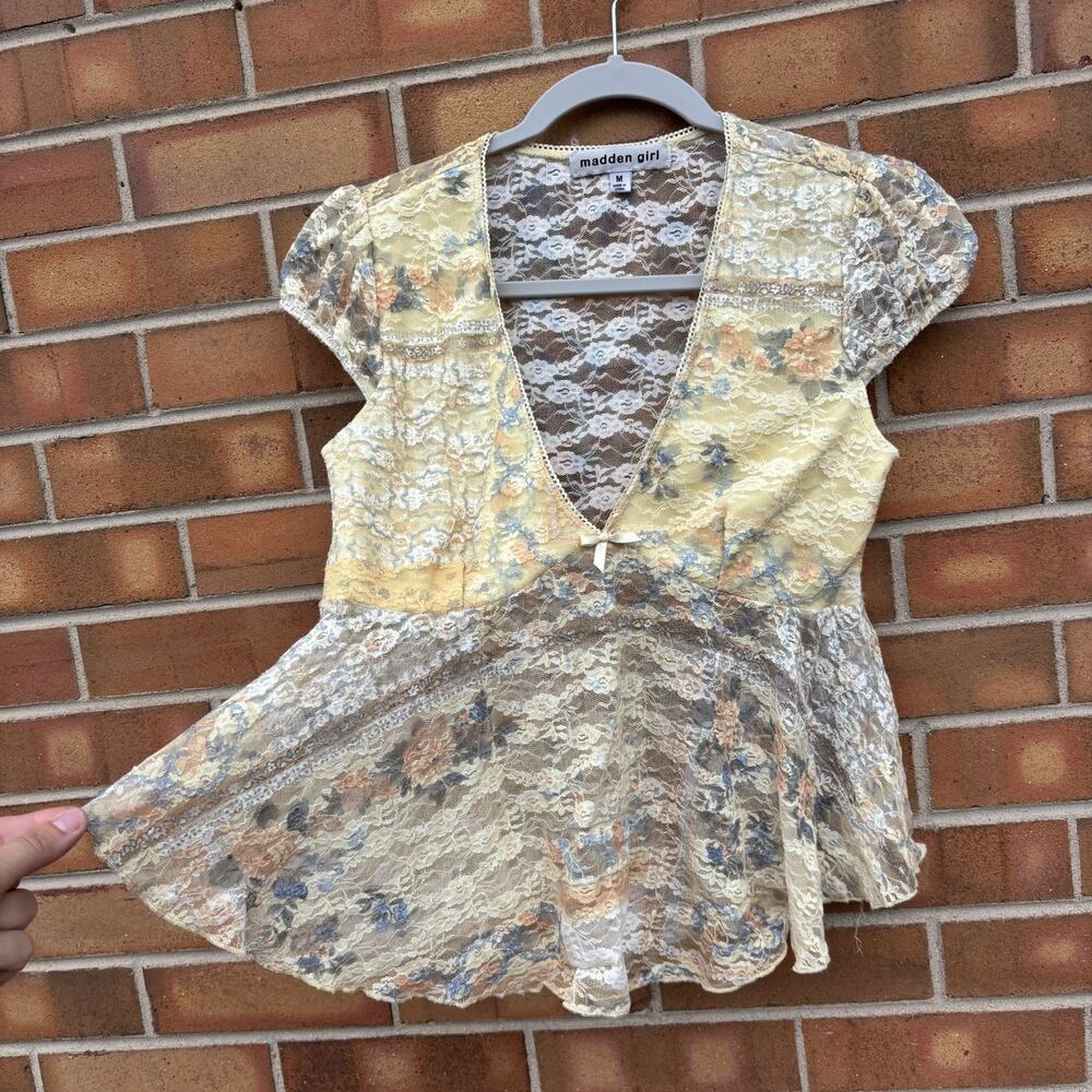 Madden Girl Womens Y2K Sheer Lace Fairy Babydoll Top Medium Bow Coquette